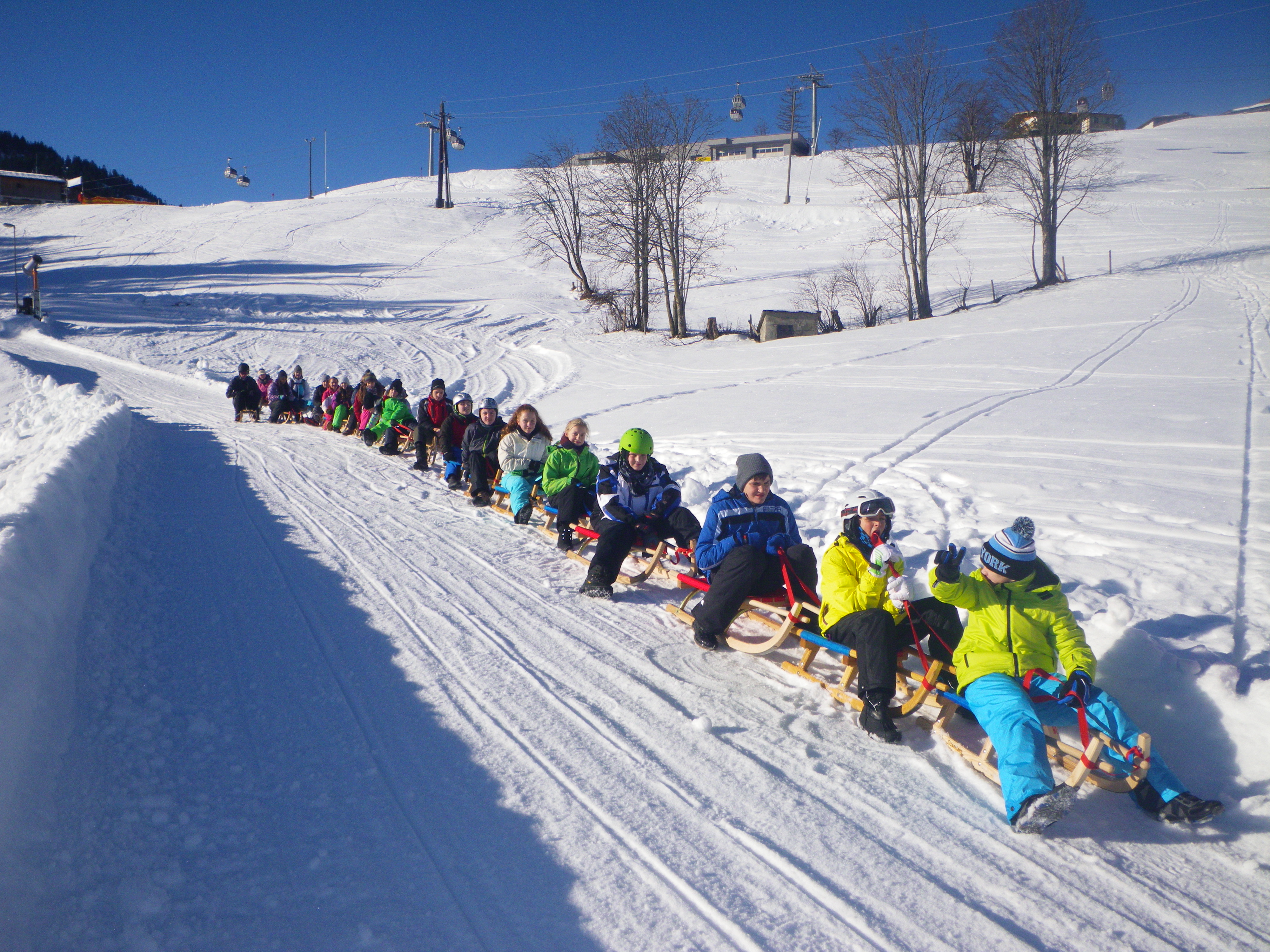 JUT Schlittenfahrt 30.01 Gruppenfoto