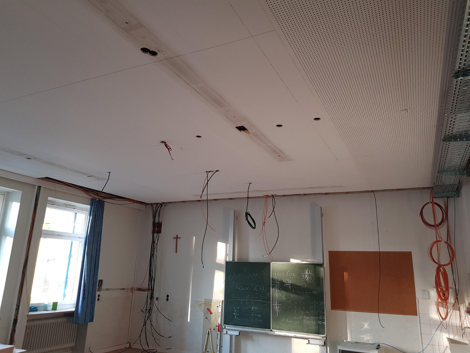 Schule Klassenzimmer LED Bau